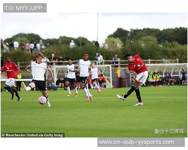 曼联15岁小梅西跟训一线队，沙龙全力为未来之星铺路